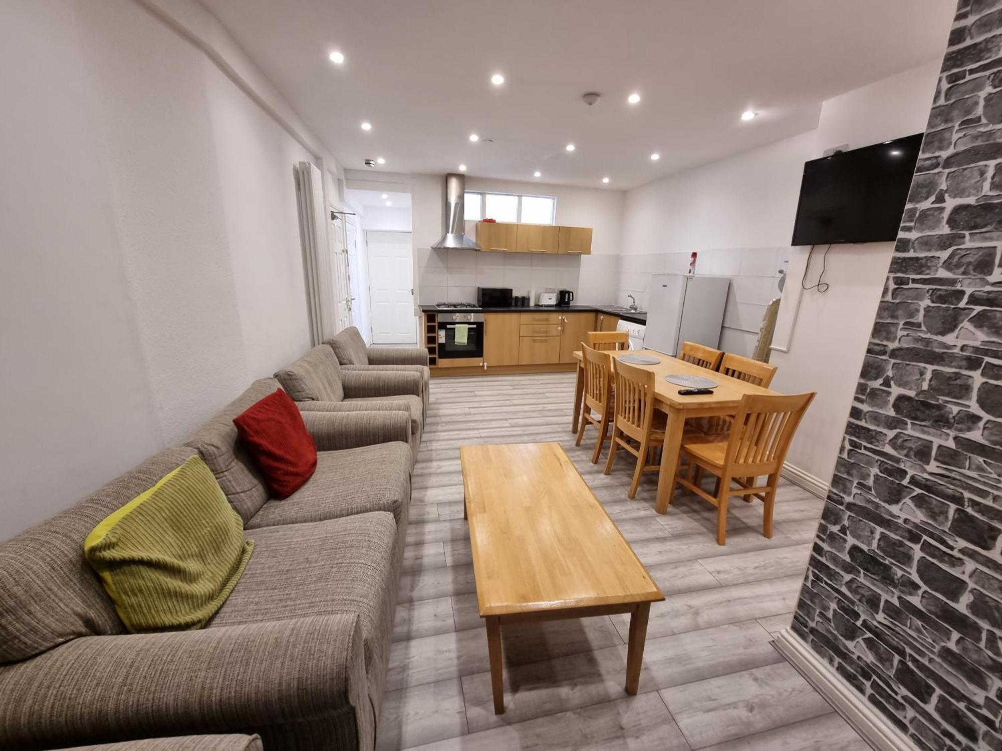 Entire Flat With Three Bedrooms N 2 グレート・ヤーマス エクステリア 写真